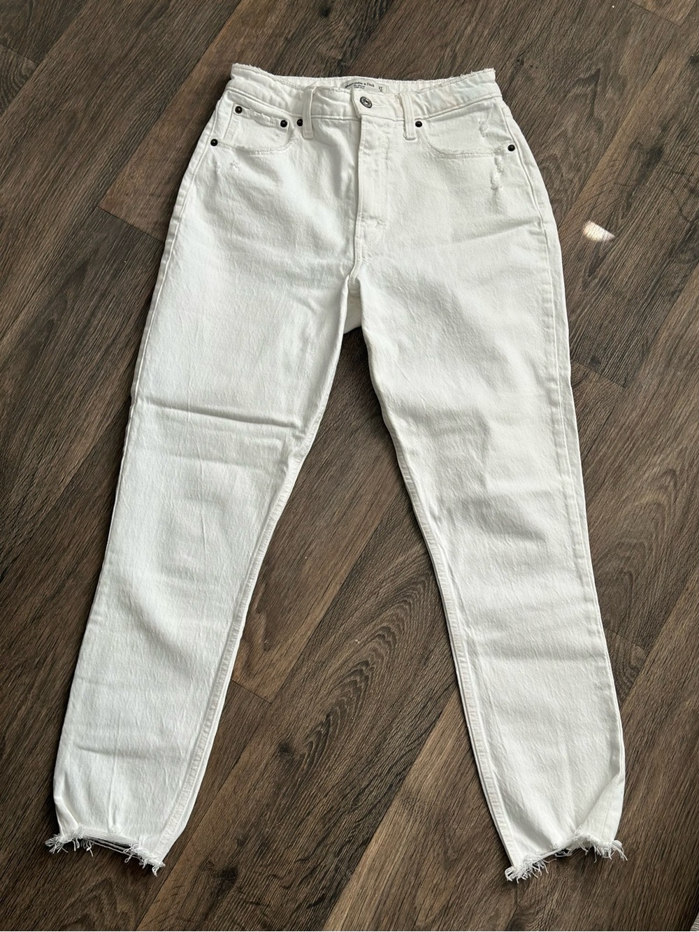 Abercrombie & Fitch White Skinny Jeans